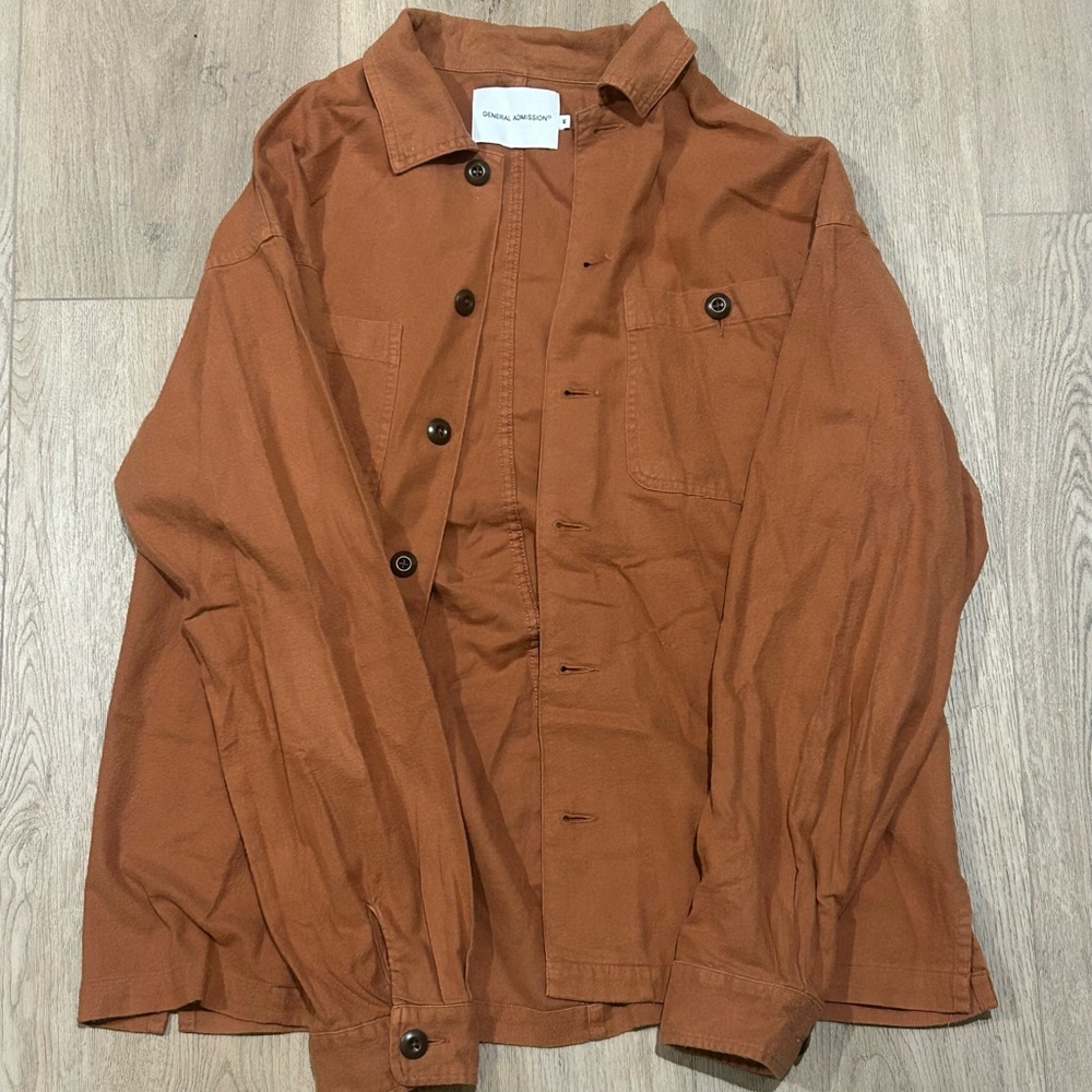 General Admission Button-up shirt, like new size Medium